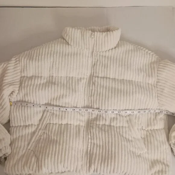 Sun Day Club Cottagecore Cream Corduroy Crop Puffer Jacket Women’s M EUC - Picture 12 of 16